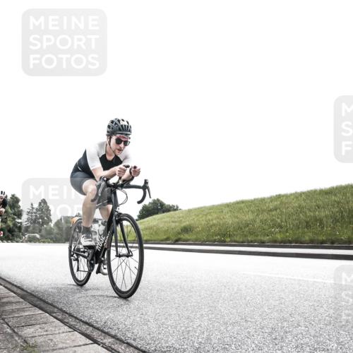 21.06.2026 - 29. Vierlanden-Triathlon H.Heesch http://msf.ph/oto/9906986 21.06.2026 11:48:44 Radfahren 660, 685, 713, 733, 780, 820 meine-sportfotos.de