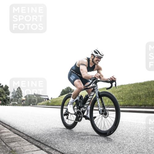 21.06.2026 - 29. Vierlanden-Triathlon H.Heesch http://msf.ph/oto/9906998 21.06.2026 11:48:45 Radfahren 660, 685, 713, 733, 780, 820 meine-sportfotos.de