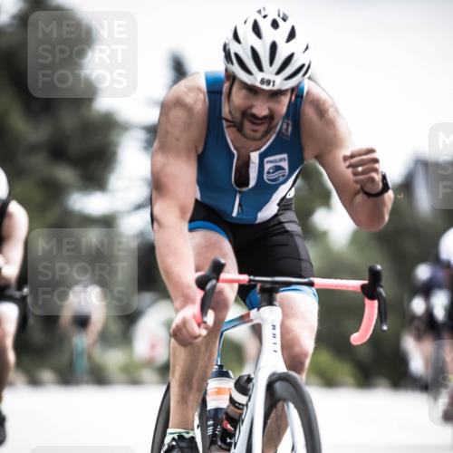 21.06.2026 - 29. Vierlanden-Triathlon H.Heesch http://msf.ph/oto/9907012 21.06.2026 11:41:44 Radfahren 634, 682, 691, 726 meine-sportfotos.de