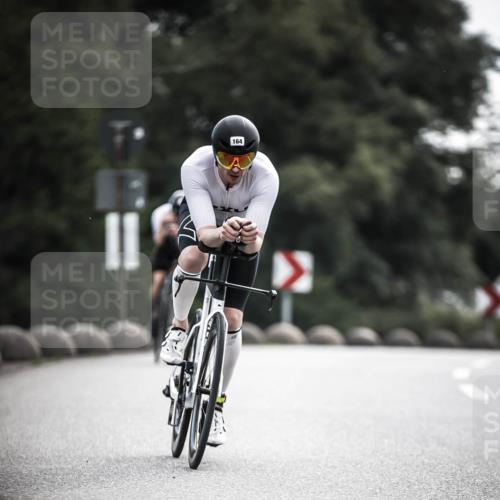 21.06.2026 - 29. Vierlanden-Triathlon H.Heesch http://msf.ph/oto/9907038 21.06.2026 09:21:31 Radfahren 164, 193, 239 meine-sportfotos.de