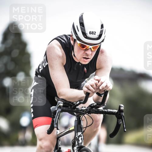 21.06.2026 - 29. Vierlanden-Triathlon H.Heesch http://msf.ph/oto/9907054 21.06.2026 11:41:45 Radfahren 634, 674, 682, 691, 726 meine-sportfotos.de