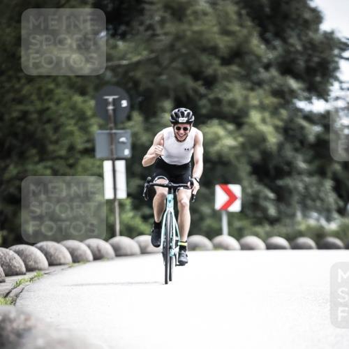 21.06.2026 - 29. Vierlanden-Triathlon H.Heesch http://msf.ph/oto/9907078 21.06.2026 11:41:47 Radfahren 674, 682, 691, 726 meine-sportfotos.de