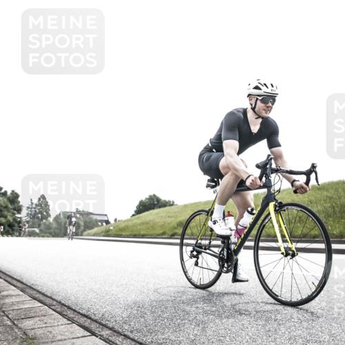 21.06.2026 - 29. Vierlanden-Triathlon H.Heesch http://msf.ph/oto/9907085 21.06.2026 11:50:16 Radfahren 659, 809 meine-sportfotos.de