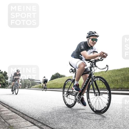 21.06.2026 - 29. Vierlanden-Triathlon H.Heesch http://msf.ph/oto/9907092 21.06.2026 11:50:21 Radfahren 636, 655, 709 meine-sportfotos.de