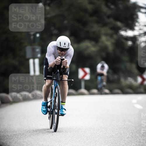 21.06.2026 - 29. Vierlanden-Triathlon H.Heesch http://msf.ph/oto/9907114 21.06.2026 09:21:44 Radfahren 12, 210 meine-sportfotos.de