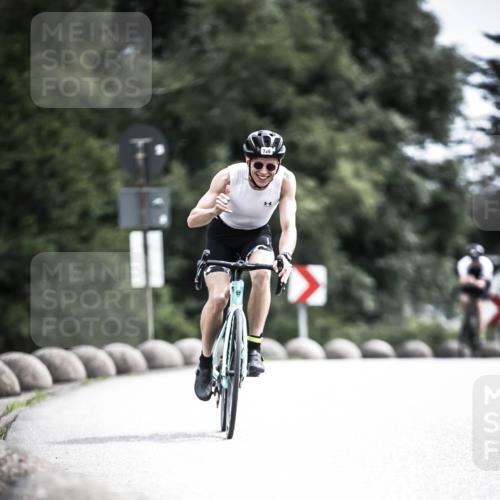 21.06.2026 - 29. Vierlanden-Triathlon H.Heesch http://msf.ph/oto/9907128 21.06.2026 11:41:48 Radfahren 636, 674, 682, 726 meine-sportfotos.de