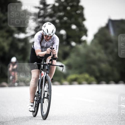 21.06.2026 - 29. Vierlanden-Triathlon H.Heesch http://msf.ph/oto/9907147 21.06.2026 10:25:25 Radfahren 168, 540, 602 meine-sportfotos.de