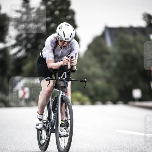 21.06.2026 - 29. Vierlanden-Triathlon H.Heesch http://msf.ph/oto/9907171 21.06.2026 10:25:25 Radfahren 168, 540, 602 meine-sportfotos.de