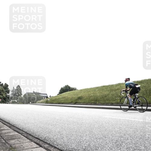21.06.2026 - 29. Vierlanden-Triathlon H.Heesch http://msf.ph/oto/9907172 21.06.2026 11:51:53 Radfahren 20, 633, 876 meine-sportfotos.de