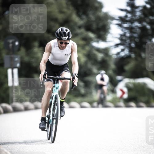21.06.2026 - 29. Vierlanden-Triathlon H.Heesch http://msf.ph/oto/9907175 21.06.2026 11:41:48 Radfahren 636, 674, 682, 726 meine-sportfotos.de