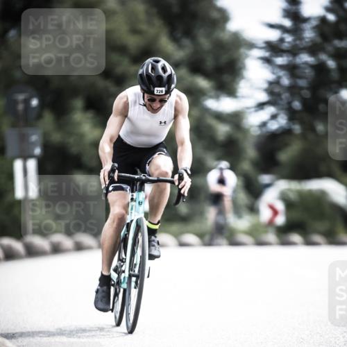 21.06.2026 - 29. Vierlanden-Triathlon H.Heesch http://msf.ph/oto/9907186 21.06.2026 11:41:48 Radfahren 636, 674, 682, 726 meine-sportfotos.de