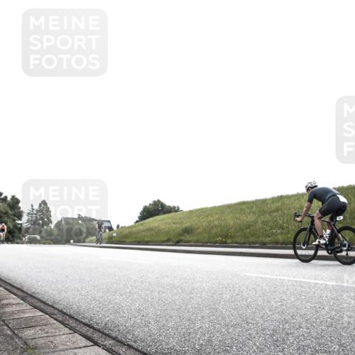21.06.2026 - 29. Vierlanden-Triathlon H.Heesch http://msf.ph/oto/9907214 21.06.2026 11:52:29 Radfahren 628, 687, 718, 896 meine-sportfotos.de
