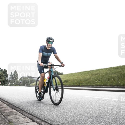 21.06.2026 - 29. Vierlanden-Triathlon H.Heesch http://msf.ph/oto/9907217 21.06.2026 11:52:33 Radfahren 687, 718, 896 meine-sportfotos.de