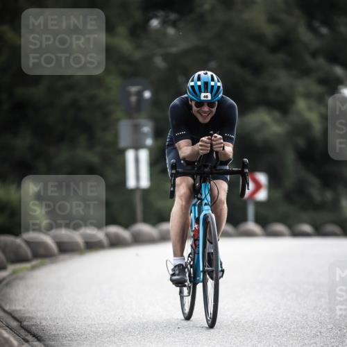 21.06.2026 - 29. Vierlanden-Triathlon H.Heesch http://msf.ph/oto/9907218 21.06.2026 09:21:57 Radfahren 46, 174, 186 meine-sportfotos.de