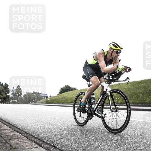 21.06.2026 - 29. Vierlanden-Triathlon H.Heesch http://msf.ph/oto/9907237 21.06.2026 11:52:58 Radfahren 256, 760, 796, 802 meine-sportfotos.de