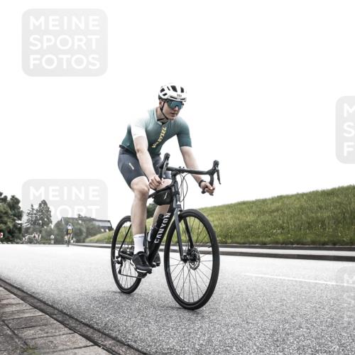 21.06.2026 - 29. Vierlanden-Triathlon H.Heesch http://msf.ph/oto/9907243 21.06.2026 11:53:29 Radfahren 707, 783 meine-sportfotos.de