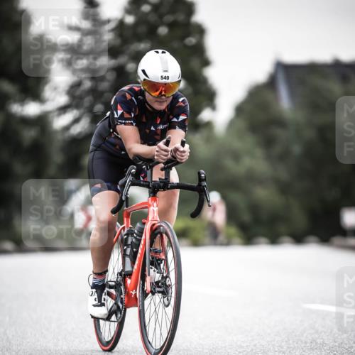21.06.2026 - 29. Vierlanden-Triathlon H.Heesch http://msf.ph/oto/9907251 21.06.2026 10:25:29 Radfahren 540, 602 meine-sportfotos.de