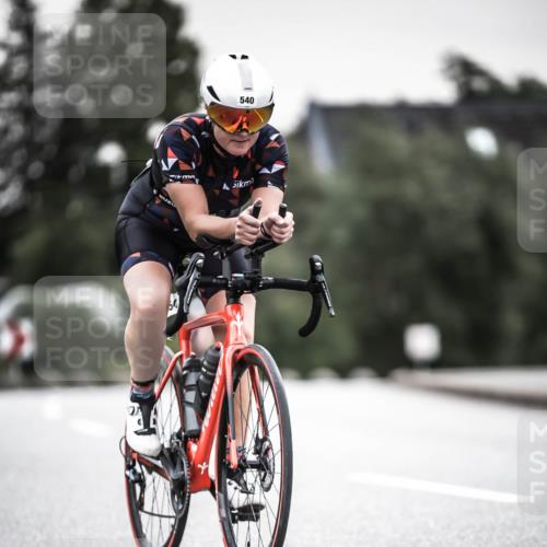 21.06.2026 - 29. Vierlanden-Triathlon H.Heesch http://msf.ph/oto/9907261 21.06.2026 10:25:29 Radfahren 540, 602 meine-sportfotos.de