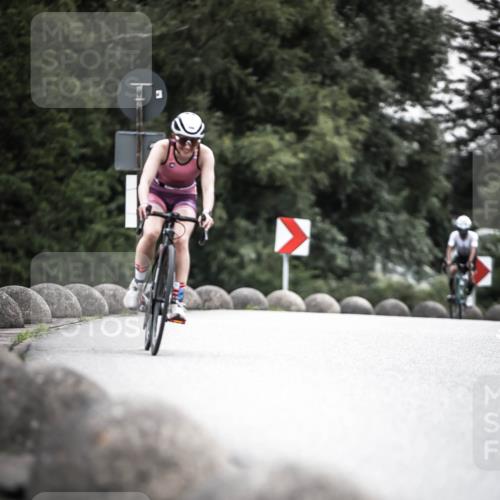21.06.2026 - 29. Vierlanden-Triathlon H.Heesch http://msf.ph/oto/9907276 21.06.2026 10:25:36 Radfahren 41, 211, 369, 599 meine-sportfotos.de
