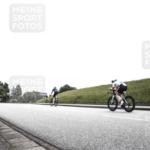 21.06.2026 - 29. Vierlanden-Triathlon H.Heesch http://msf.ph/oto/9907292 21.06.2026 11:53:47 Radfahren 737 meine-sportfotos.de