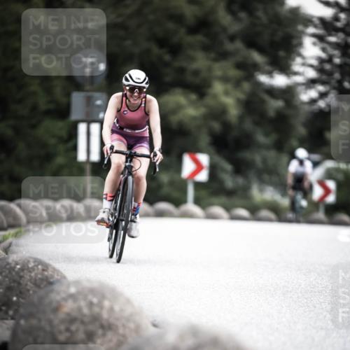 21.06.2026 - 29. Vierlanden-Triathlon H.Heesch http://msf.ph/oto/9907293 21.06.2026 10:25:36 Radfahren 41, 211, 369, 599 meine-sportfotos.de