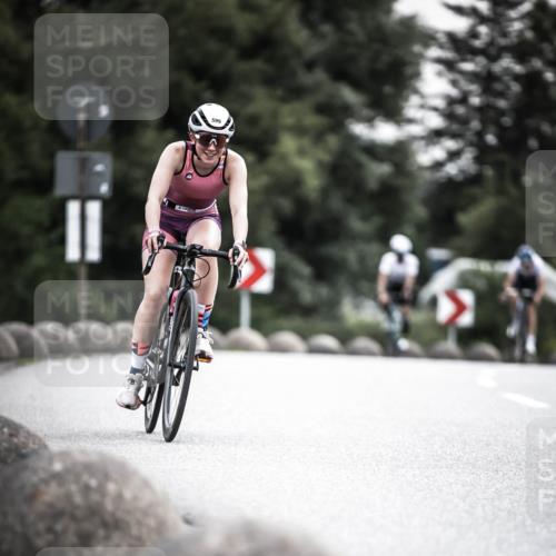 21.06.2026 - 29. Vierlanden-Triathlon H.Heesch http://msf.ph/oto/9907306 21.06.2026 10:25:36 Radfahren 41, 211, 369, 599 meine-sportfotos.de