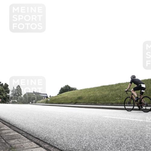 21.06.2026 - 29. Vierlanden-Triathlon H.Heesch http://msf.ph/oto/9907322 21.06.2026 11:54:50 Radfahren 773, 901 meine-sportfotos.de