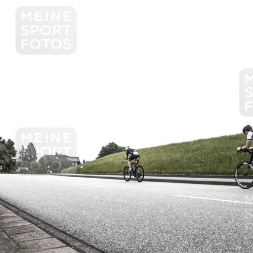 21.06.2026 - 29. Vierlanden-Triathlon H.Heesch http://msf.ph/oto/9907344 21.06.2026 11:55:30 Radfahren 221, 680, 811, 835, 863, 893 meine-sportfotos.de