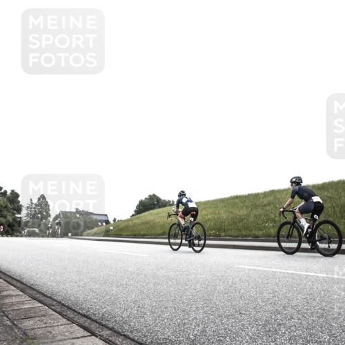 21.06.2026 - 29. Vierlanden-Triathlon H.Heesch http://msf.ph/oto/9907350 21.06.2026 11:55:34 Radfahren 893 meine-sportfotos.de