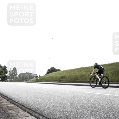 21.06.2026 - 29. Vierlanden-Triathlon H.Heesch http://msf.ph/oto/9907374 21.06.2026 11:56:16 Radfahren 273, 663 meine-sportfotos.de