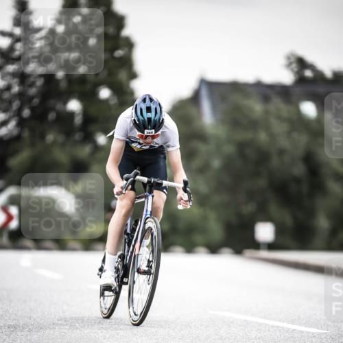 21.06.2026 - 29. Vierlanden-Triathlon H.Heesch http://msf.ph/oto/9907392 21.06.2026 10:25:40 Radfahren 6, 41, 63, 211, 369, 599 meine-sportfotos.de