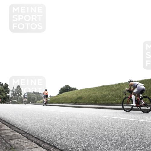 21.06.2026 - 29. Vierlanden-Triathlon H.Heesch http://msf.ph/oto/9907393 21.06.2026 11:56:20 Radfahren 17 meine-sportfotos.de