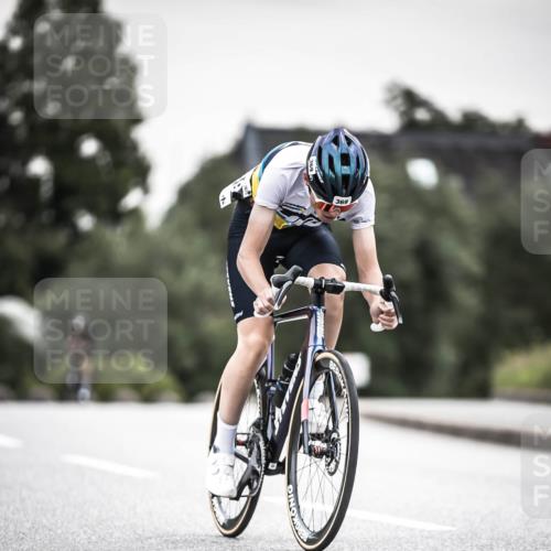 21.06.2026 - 29. Vierlanden-Triathlon H.Heesch http://msf.ph/oto/9907403 21.06.2026 10:25:40 Radfahren 6, 41, 63, 211, 369, 599 meine-sportfotos.de
