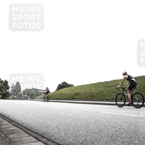 21.06.2026 - 29. Vierlanden-Triathlon H.Heesch http://msf.ph/oto/9907431 21.06.2026 11:56:53 Radfahren 243 meine-sportfotos.de