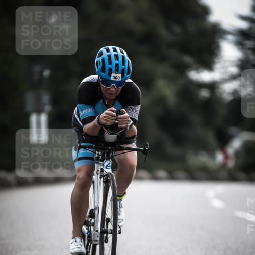 21.06.2026 - 29. Vierlanden-Triathlon H.Heesch http://msf.ph/oto/9907447 21.06.2026 09:22:22 Radfahren 119, 159, 273, 274, 300 meine-sportfotos.de
