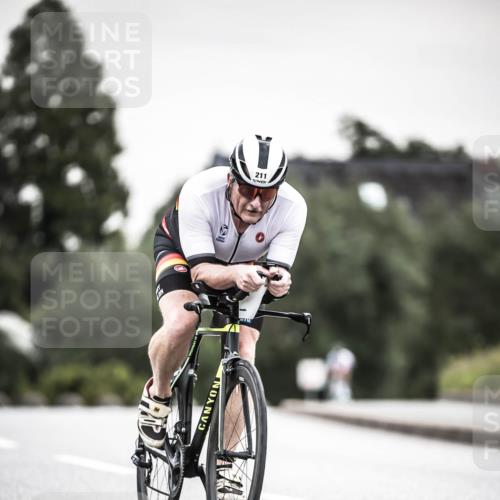 21.06.2026 - 29. Vierlanden-Triathlon H.Heesch http://msf.ph/oto/9907454 21.06.2026 10:25:44 Radfahren 6, 41, 63, 211 meine-sportfotos.de