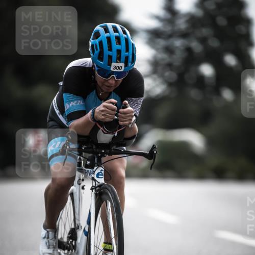 21.06.2026 - 29. Vierlanden-Triathlon H.Heesch http://msf.ph/oto/9907467 21.06.2026 09:22:22 Radfahren 119, 159, 273, 274, 300 meine-sportfotos.de