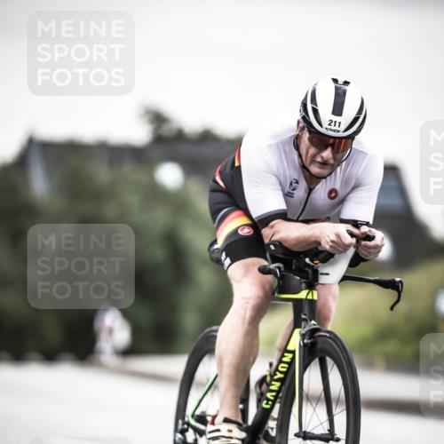 21.06.2026 - 29. Vierlanden-Triathlon H.Heesch http://msf.ph/oto/9907472 21.06.2026 10:25:44 Radfahren 6, 41, 63, 211 meine-sportfotos.de