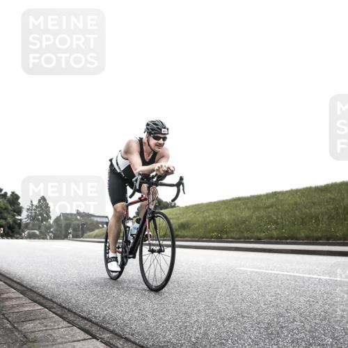 21.06.2026 - 29. Vierlanden-Triathlon H.Heesch http://msf.ph/oto/9907492 21.06.2026 11:58:58 Radfahren 809 meine-sportfotos.de
