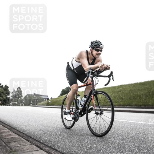 21.06.2026 - 29. Vierlanden-Triathlon H.Heesch http://msf.ph/oto/9907495 21.06.2026 11:58:58 Radfahren 809 meine-sportfotos.de
