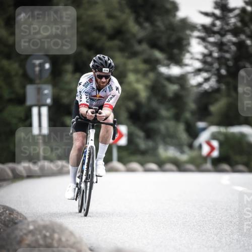 21.06.2026 - 29. Vierlanden-Triathlon H.Heesch http://msf.ph/oto/9907544 21.06.2026 10:25:52 Radfahren 114, 380, 382 meine-sportfotos.de