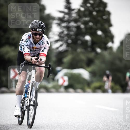 21.06.2026 - 29. Vierlanden-Triathlon H.Heesch http://msf.ph/oto/9907575 21.06.2026 10:25:53 Radfahren 114, 380, 382 meine-sportfotos.de