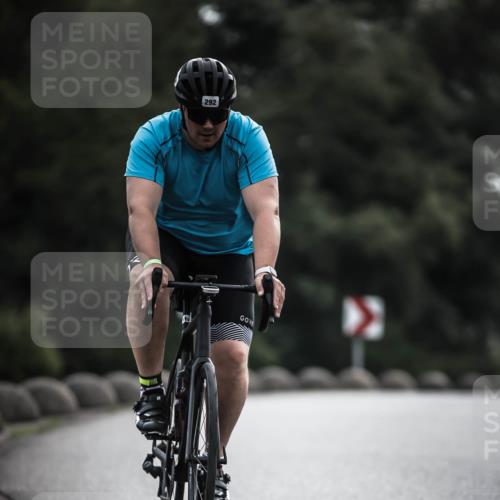 21.06.2026 - 29. Vierlanden-Triathlon H.Heesch http://msf.ph/oto/9907579 21.06.2026 09:22:51 Radfahren 29, 148, 292 meine-sportfotos.de