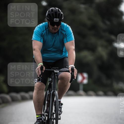 21.06.2026 - 29. Vierlanden-Triathlon H.Heesch http://msf.ph/oto/9907589 21.06.2026 09:22:51 Radfahren 29, 148, 292 meine-sportfotos.de