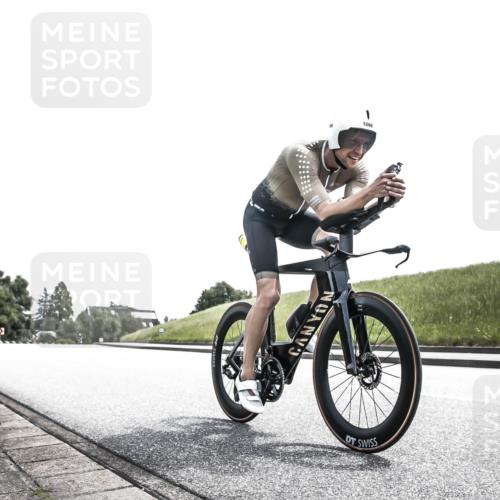 21.06.2026 - 29. Vierlanden-Triathlon H.Heesch http://msf.ph/oto/9907605 21.06.2026 13:04:22 Radfahren 1066 meine-sportfotos.de
