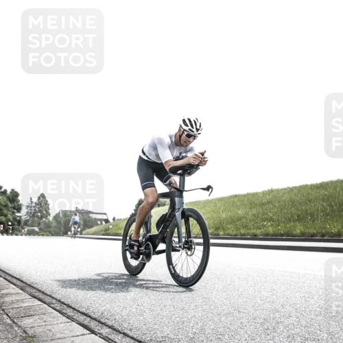 21.06.2026 - 29. Vierlanden-Triathlon H.Heesch http://msf.ph/oto/9907608 21.06.2026 13:04:49 Radfahren 1023, 1068, 1081 meine-sportfotos.de