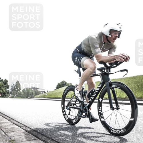 21.06.2026 - 29. Vierlanden-Triathlon H.Heesch http://msf.ph/oto/9907613 21.06.2026 13:05:07 Radfahren 1037, 1061 meine-sportfotos.de