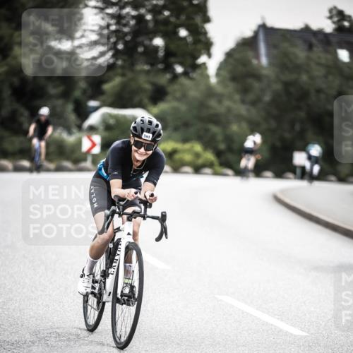 21.06.2026 - 29. Vierlanden-Triathlon H.Heesch http://msf.ph/oto/9907621 21.06.2026 10:26:05 Radfahren 8, 136, 291, 311, 383, 384, 415, 530, 536, 587, 591, 604, 613, 1355 meine-sportfotos.de