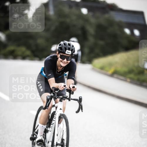21.06.2026 - 29. Vierlanden-Triathlon H.Heesch http://msf.ph/oto/9907643 21.06.2026 10:26:05 Radfahren 8, 136, 291, 311, 383, 384, 415, 530, 536, 587, 591, 604, 613, 1355 meine-sportfotos.de