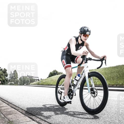 21.06.2026 - 29. Vierlanden-Triathlon H.Heesch http://msf.ph/oto/9907704 21.06.2026 13:15:12 Radfahren 1103, 1130 meine-sportfotos.de